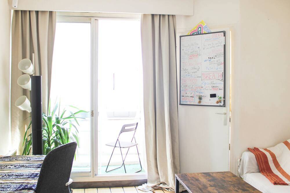Appartement entier, Studio lumineux à Vanves, proche de Paris in Vanves, Hauts-de-Seine