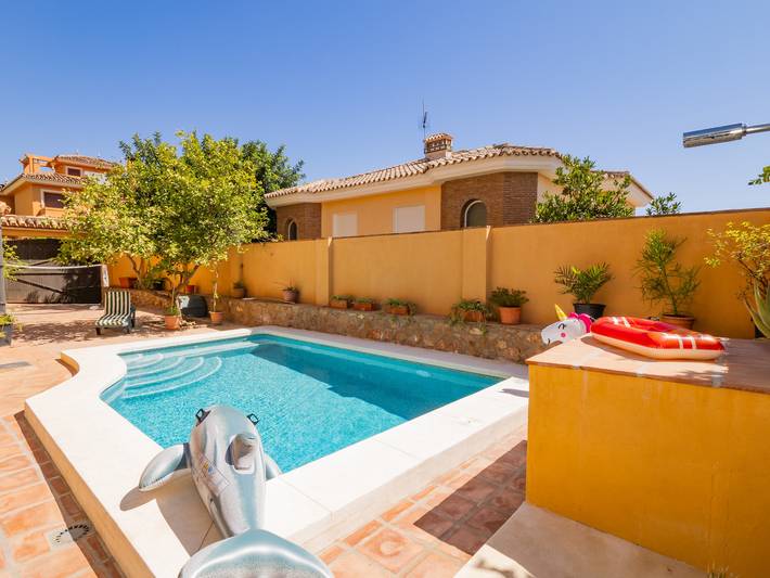 Casa rural para 12 personas, con vistas al mar además de terraza y jardín en Benalmádena - 4