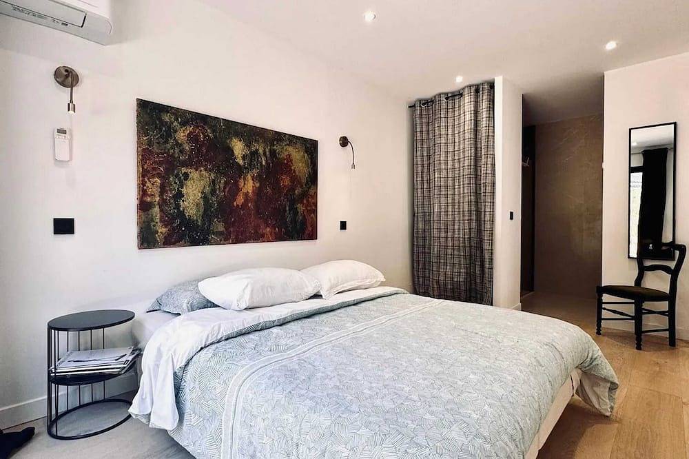 Homerez - Spacious Family House in Aubais 185 m² with Garden in Aubais, Nimes region