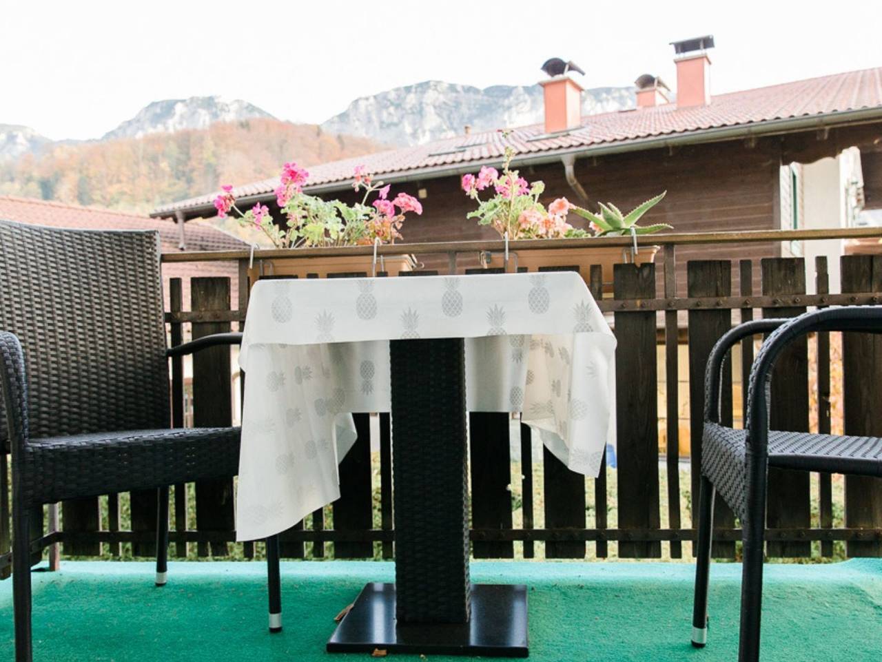 Ganze Ferienwohnung, Atterseejuwele am See - Ferienwohnung Top 9 in Seefeld (Oberösterreich), Steinbach am Attersee