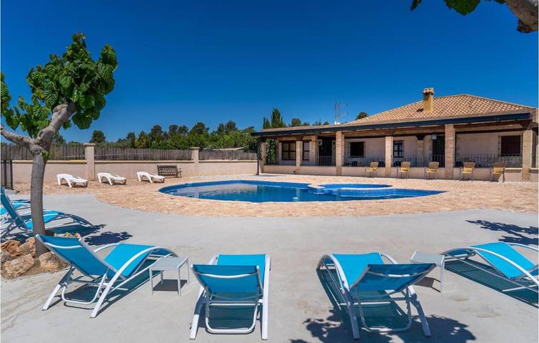 Maison de vacances pour 18 personnes, avec piscine et jardin - 1