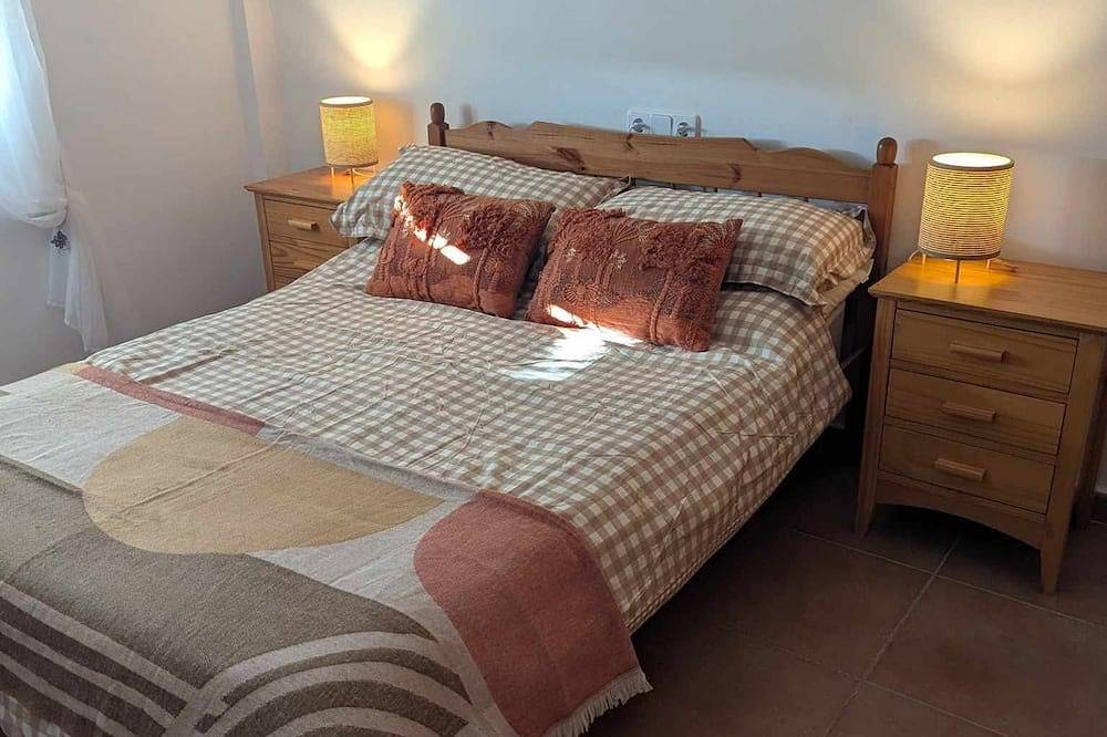 Villa With Private Pool In Popular Village Location in Arboleas, Almería Province
