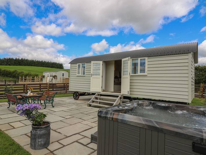 Glamping for 4 people, with view and garden, with pets - 1