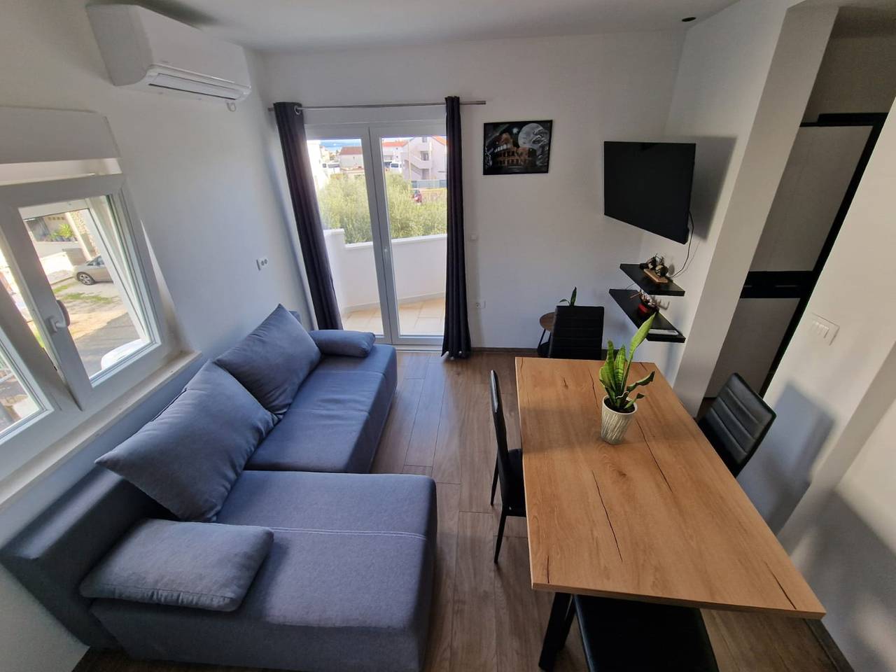 Ganze Ferienwohnung, Ferienwohnung für 4 Personen mit Meerblick in Kastel Novi, Kaštela