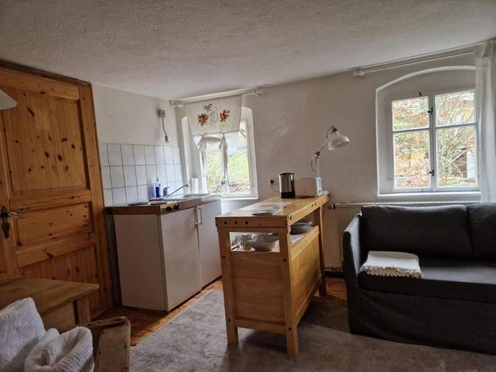 Ferienwohnung, mit Terrasse und Garten sowie Ausblick in Grünhainichen - 3