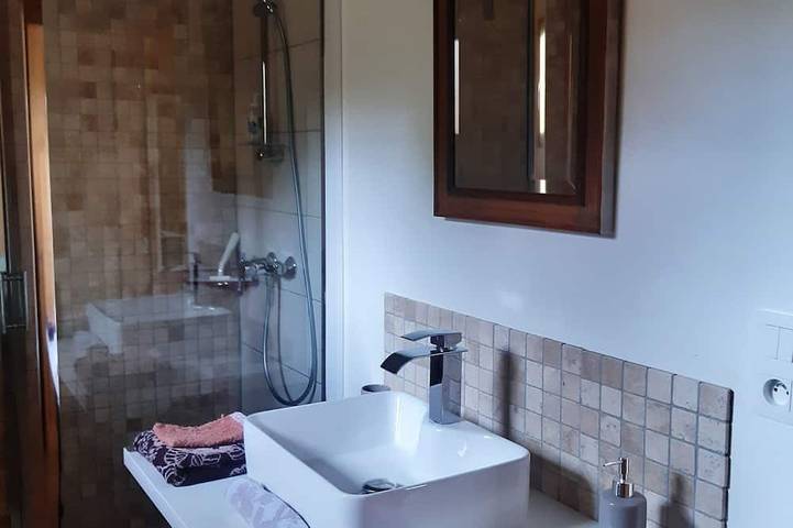 Gîte pour 3 personnes dans Seuzey - 4