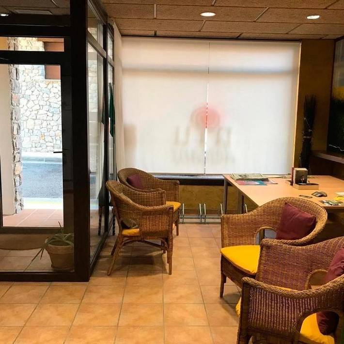 Location de vacances pour 6 personnes, avec jardin et vue ainsi que piscine et terrasse à Bagà - 3