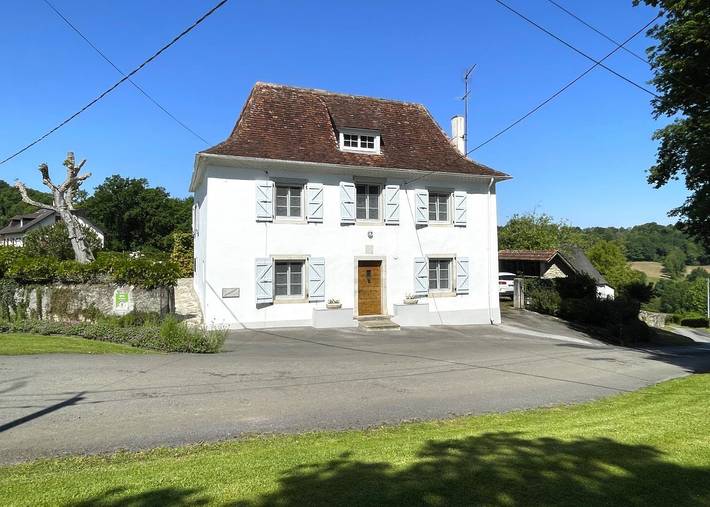 Gîte pour 6 personnes, avec jardin au Pays basque