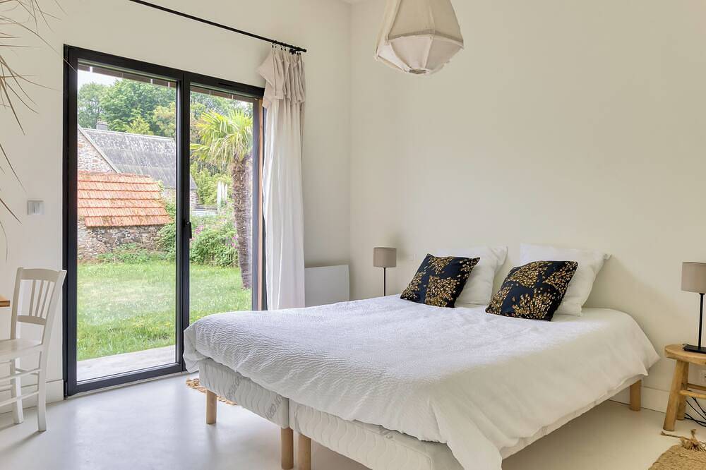 Casa-Confortable-Baño privado-Vista al Jardín-Casa in Gouville-sur-Mer, Coutances y alrededores