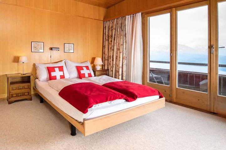 Ganze Wohnung, Concierge, Thunersee/Alpenpanorama von SwissHut in Sigriswil, Thunersee