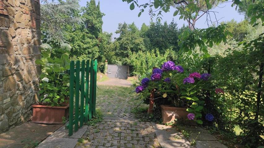 Gîte pour 2 personnes, avec terrasse ainsi que vue et jardin à Impruneta - 4