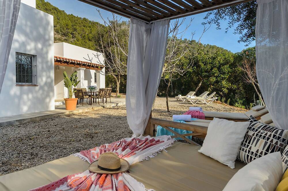 Es Reces, Modern House In The Countryside in Sant Jordi de ses Salines, Sant Josep de sa Talaia