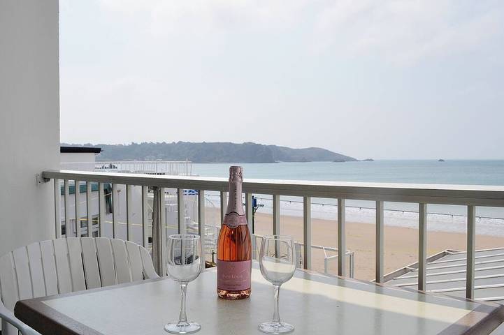 Vacation rental for 4 people in Channel Islands