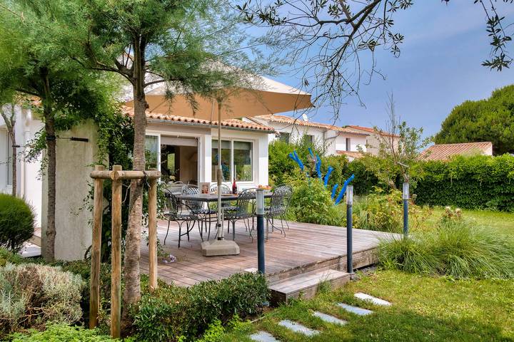 Maison de vacances pour 10 personnes, avec jardin et terrasse à La Flotte