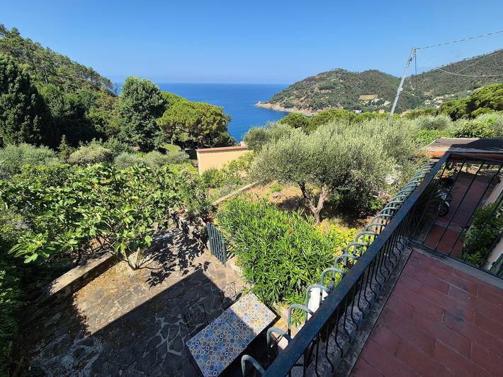 Appartement entier, Appartement « Blu » avec vue mer, Wi-Fi et climatisation à Bonassola in Bonassola (City), Bonassola