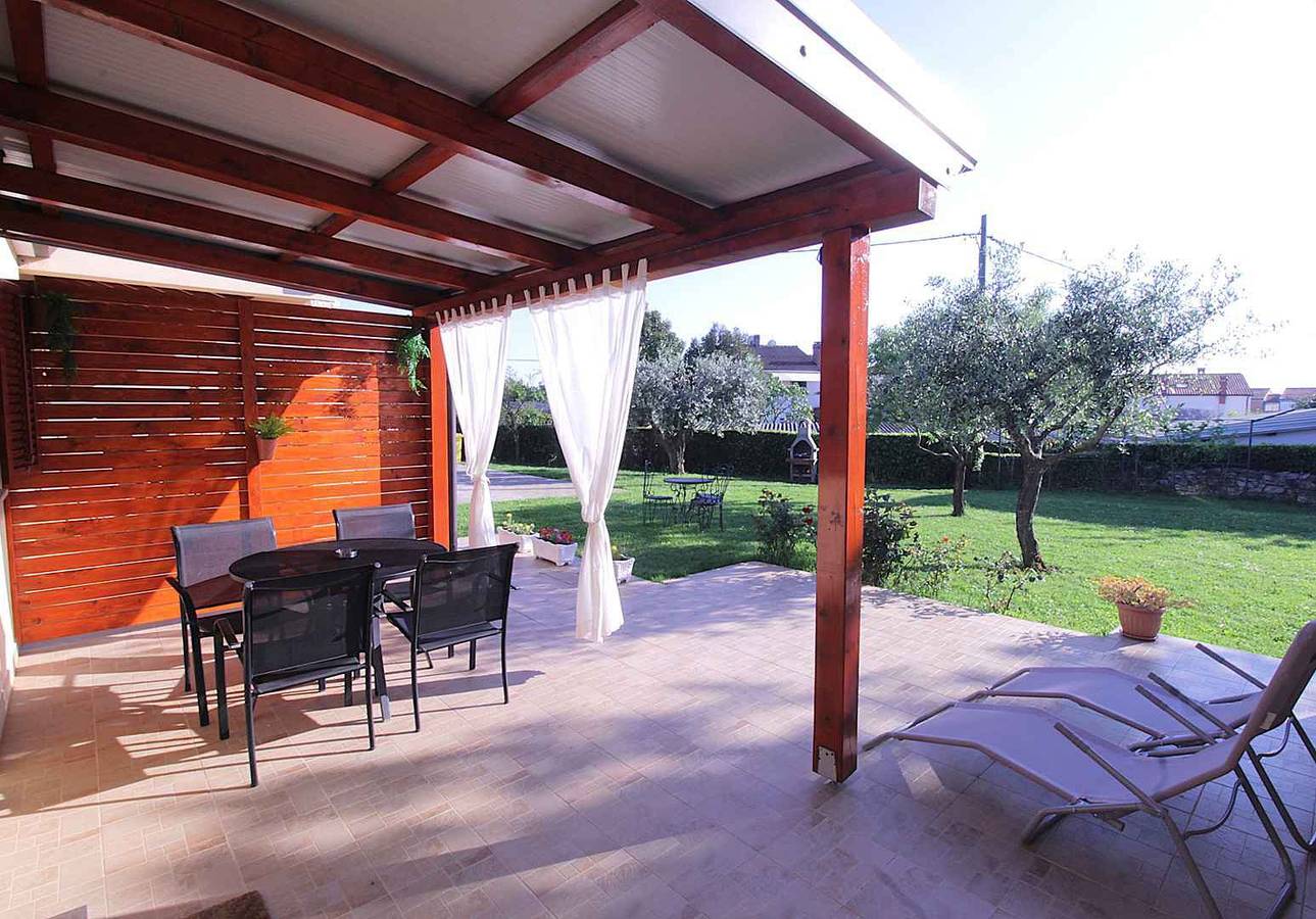 Ganze Ferienwohnung, Ferienwohnung mit Grill in Zambratija, Umag und Umgebung