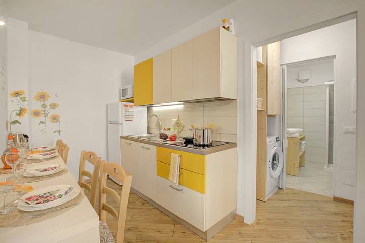 Ferienwohnung für 4 Personen, mit Terrasse und Kinderpool in Tenno - 2