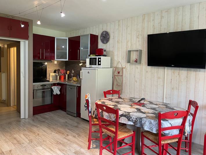 Gîte pour 6 personnes, avec balcon dans Office De Tourisme Gourette - 4