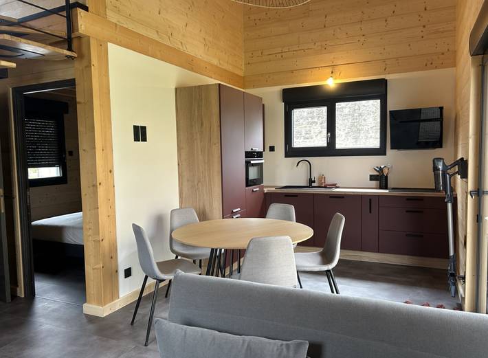 Chalet pour 6 personnes, avec terrasse et jardin dans le Jura - 4