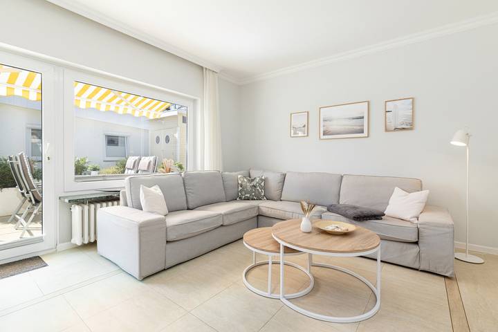 Bungalow für 4 Personen, mit Balkon und Terrasse sowie Garten und Seeblick in Schleswig-Holstein - 2