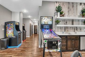 Vacation House for 34 Guests in Ozark Mountains, Table Rock Lake, Picture 4