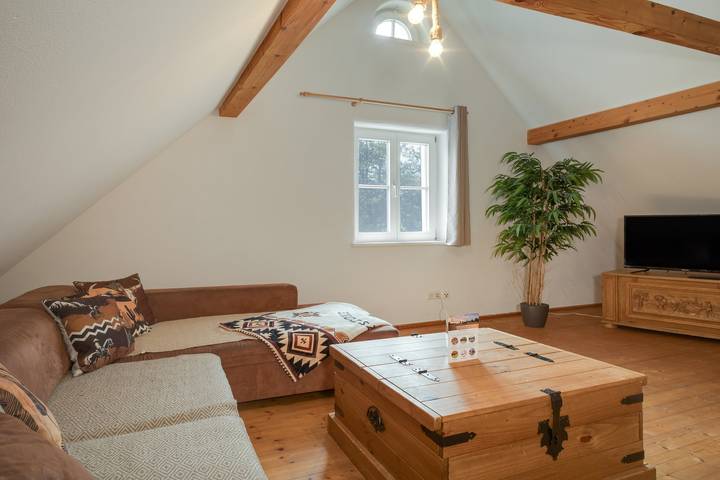 Appartement entier, Appartement 'Mit Giebelzimmer' avec jardin partagé et Wi-Fi in Ravensbourg, Region Bodensee-Oberschwaben