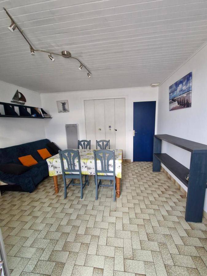 Gîte pour 4 personnes, avec terrasse dans Plage Domino - 3
