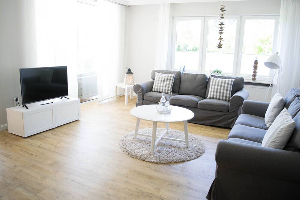Ganze Wohnung, Nordic * Ferienwohnung an der Nordsee * Zuhause am Meer in Husum, Nordfriesland
