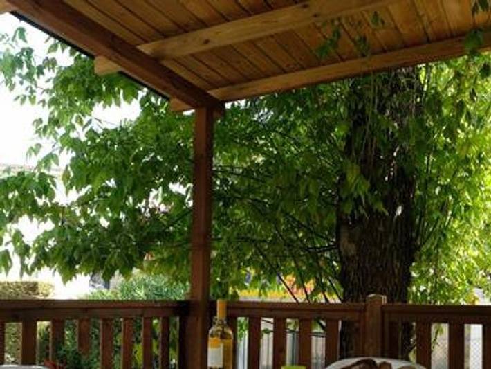 Camping für 7 Personen, mit Seeblick und Kinderpool am Gardasee - 4