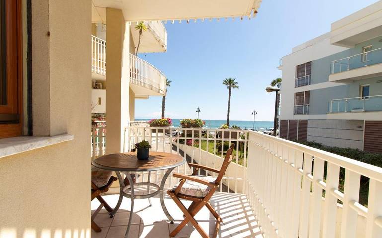 Appartamento per 4 persone, con Balcone e Terrazza nonché Panorama a Fossacesia Marina