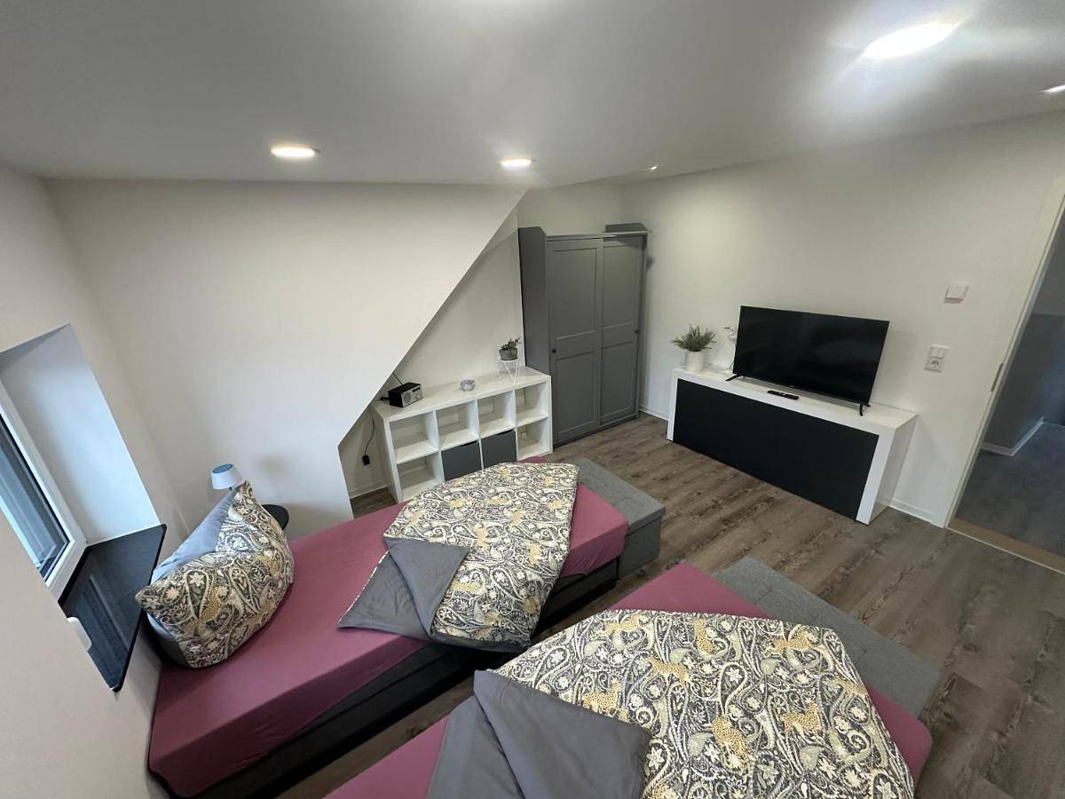 Ganze Wohnung, Four-Bedroom Apartment in Bitterfeld, Bitterfeld-Wolfen