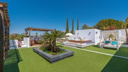 Villa voor 8 Personen in Torrox, Costa del Sol, Afbeelding 4