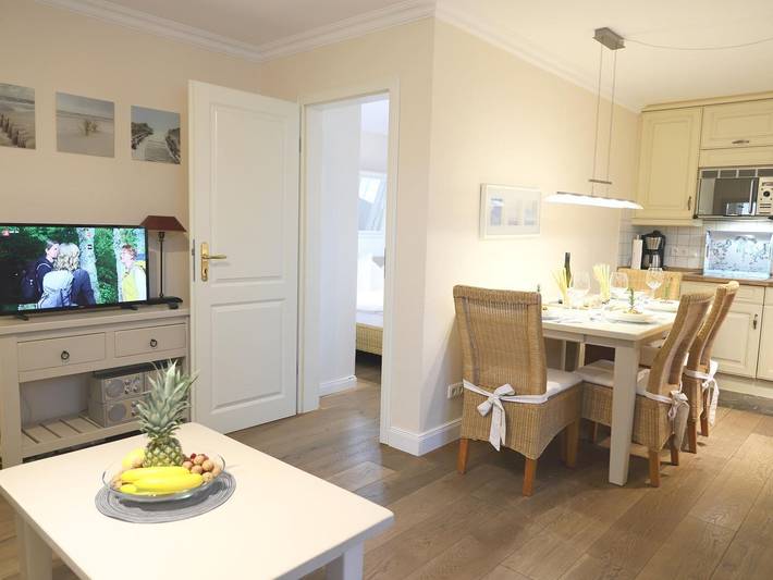 Ganze Wohnung, Komfortable 2-Zimmer-Wohnung mit Balkon, Garten und Sauna in Westerland in Westerland, Sylt (Gemeinde)