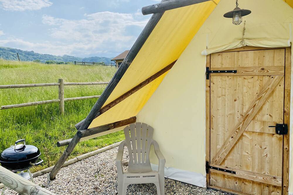 Lodge a la campagne in Vignieu, Région de La Tour-du-Pin