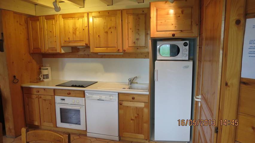 Gîte pour 5 personnes, avec jardin à Les Rousses - 2