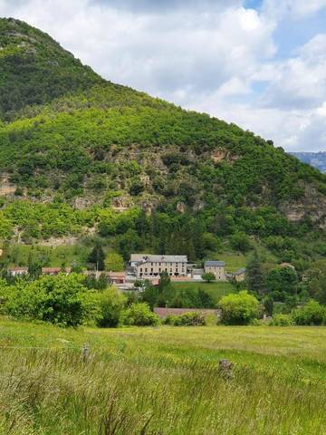 Hôtel pour 6 personnes, avec jardin ainsi que terrasse et vue à Rivière-sur-Tarn