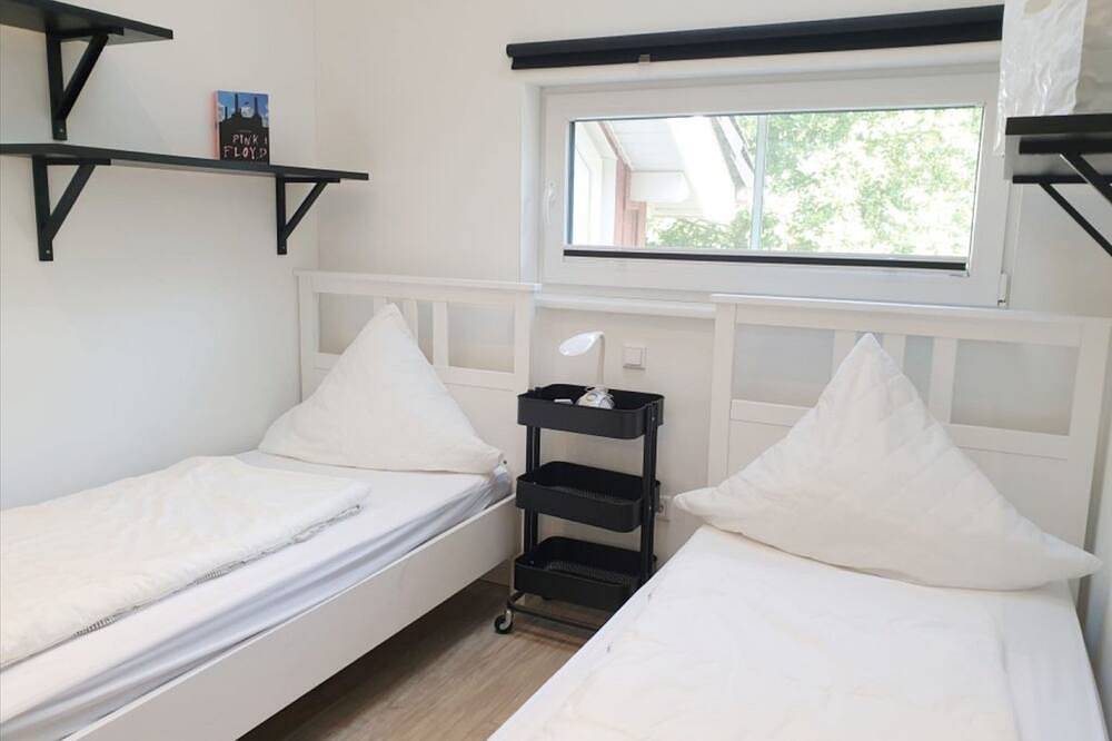 Ferienhaus \"Rachel Iii\" in Schönberg: Sauna, Kaminofen & Fasssauna in Holm, Schönberg