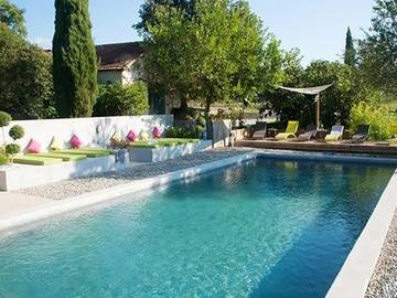 Maison de vacances pour 2 personnes, avec piscine ainsi que vue et jardin, animaux acceptés à Cucuron