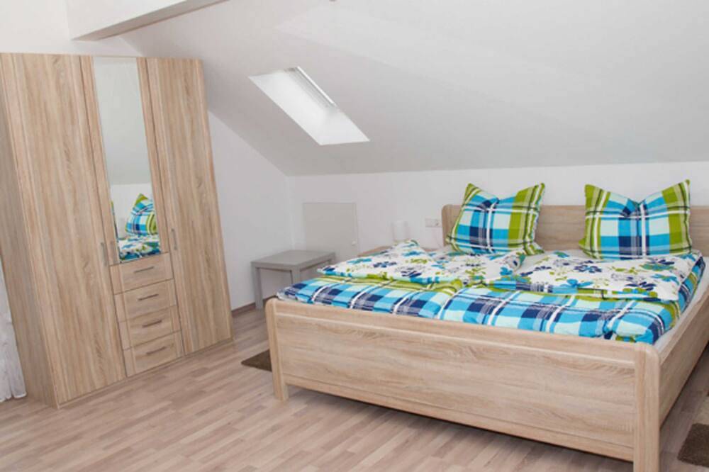 Ganze Wohnung, Ferienwohnung Storchenblick in Herbolzheim, Südschwarzwald