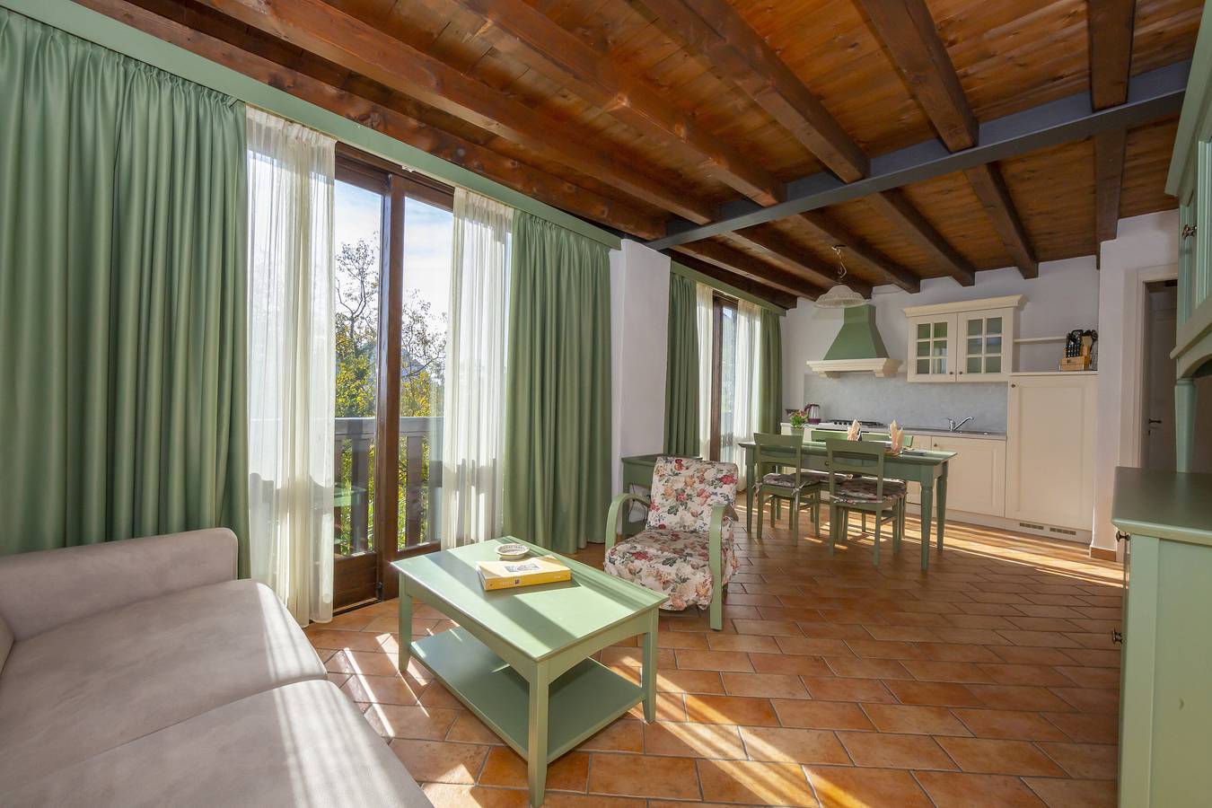 Location De Vacances pour 4 Personnes dans Gargnano, Montagnes autour du lac de Garde