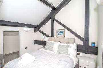 Holiday Apartment for 4 People in Bradford, West Yorkshire, Photo 4