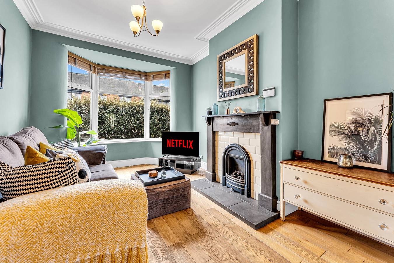Stoke Townhouse in Stoke-on-Trent, Midlands