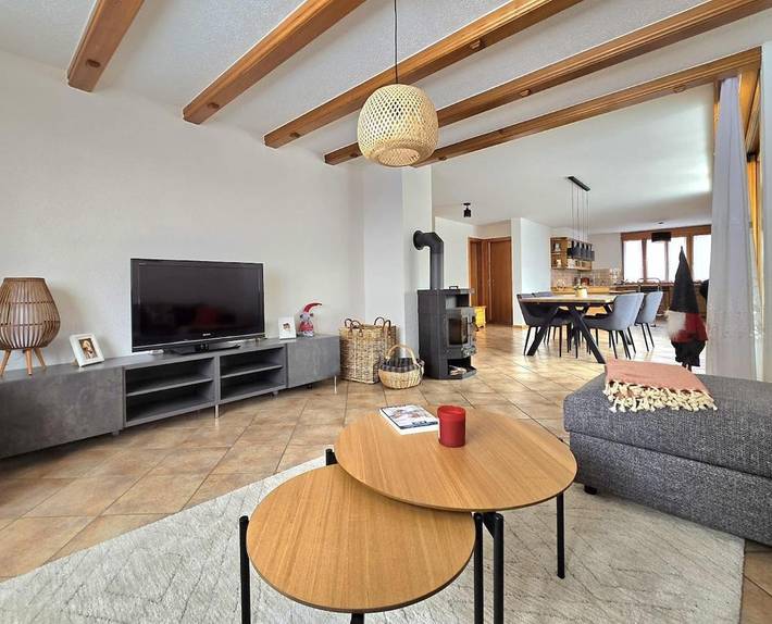 Gîte pour 6 personnes, avec vue et balcon à Saint-Martin (Suisse) - 4