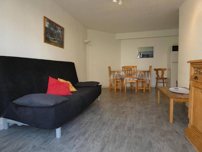 Gîte pour 6 personnes, avec terrasse ainsi que jardin et piscine dans Plage des Aresquiers - 2