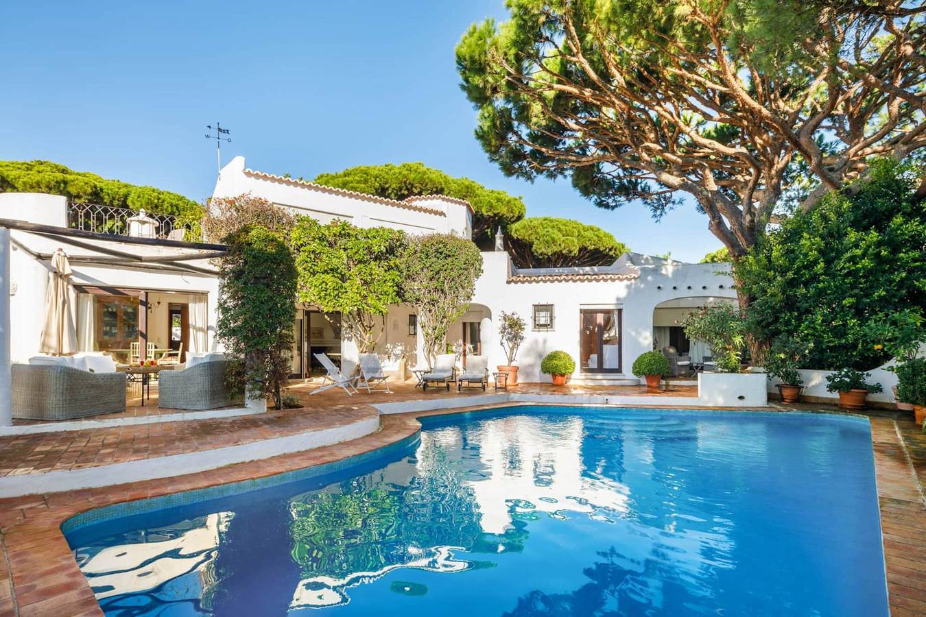 Charming Vale do Lobo Retreat | 3 Bedrooms | Private Pool & Close to Amenities | Algarve in Vale do Lobo, Almancil