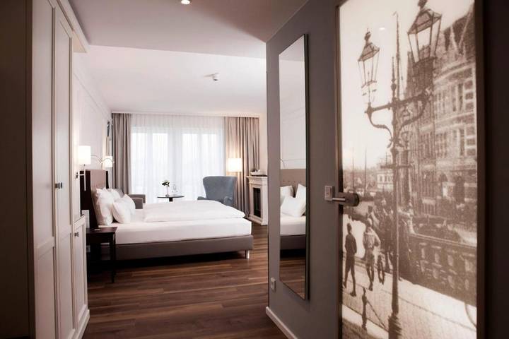 Hotel für 2 Personen, mit Terrasse und Sauna sowie Ausblick in Emden - 4