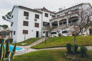 Maison d’hôte pour 3 personnes, avec jardin et vue sur le lac ainsi que piscine et vue à Coimbra