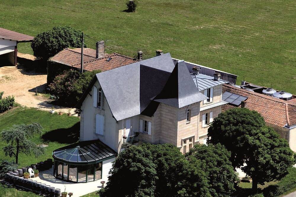 Chambres d'hôtes Château Bellevue-Gazin in Plassac, Région de Blaye