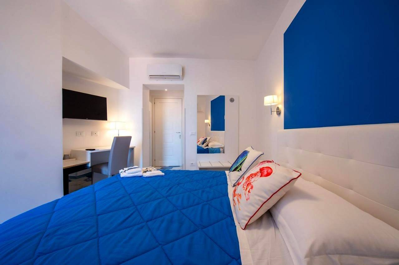 Quadruple Room with Sea View in Sorrento, Sorrento Coast
