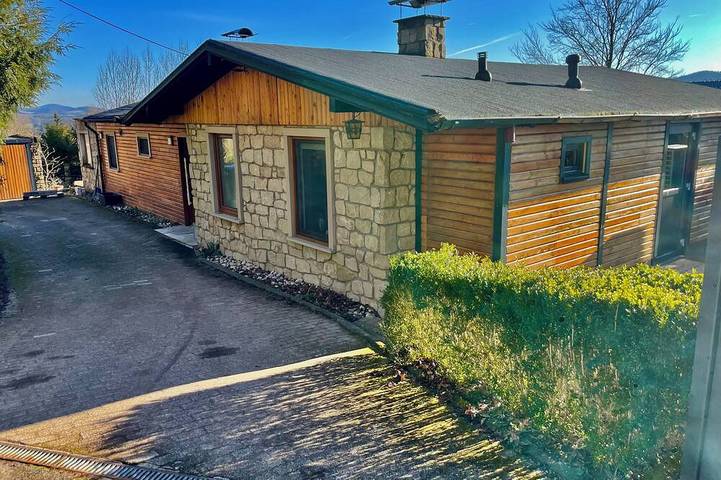 Chalet für 6 Personen, mit Terrasse und Garten - 1
